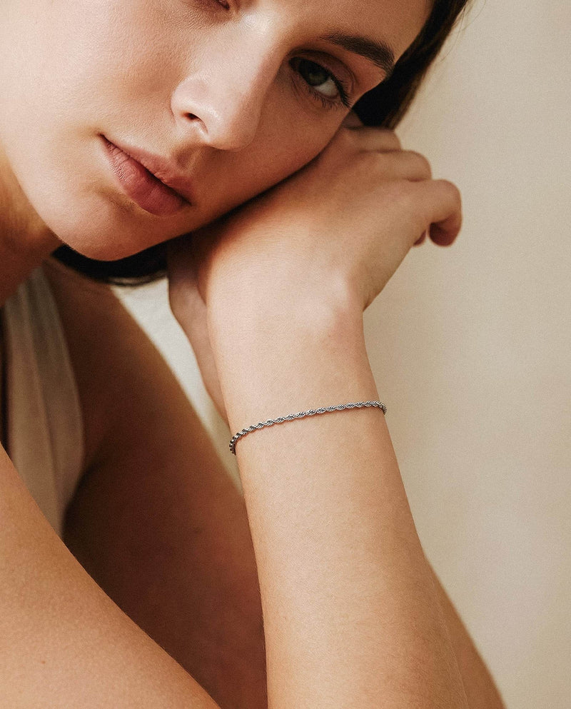 Chloe Couple - Text To Next
