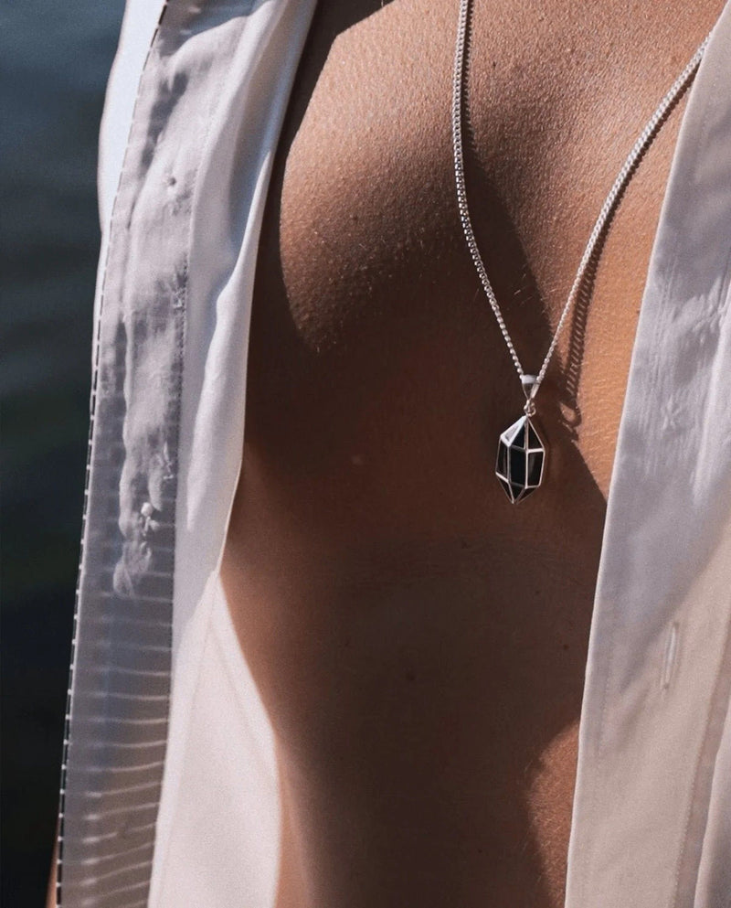 Vantablack Couple - Text To Next