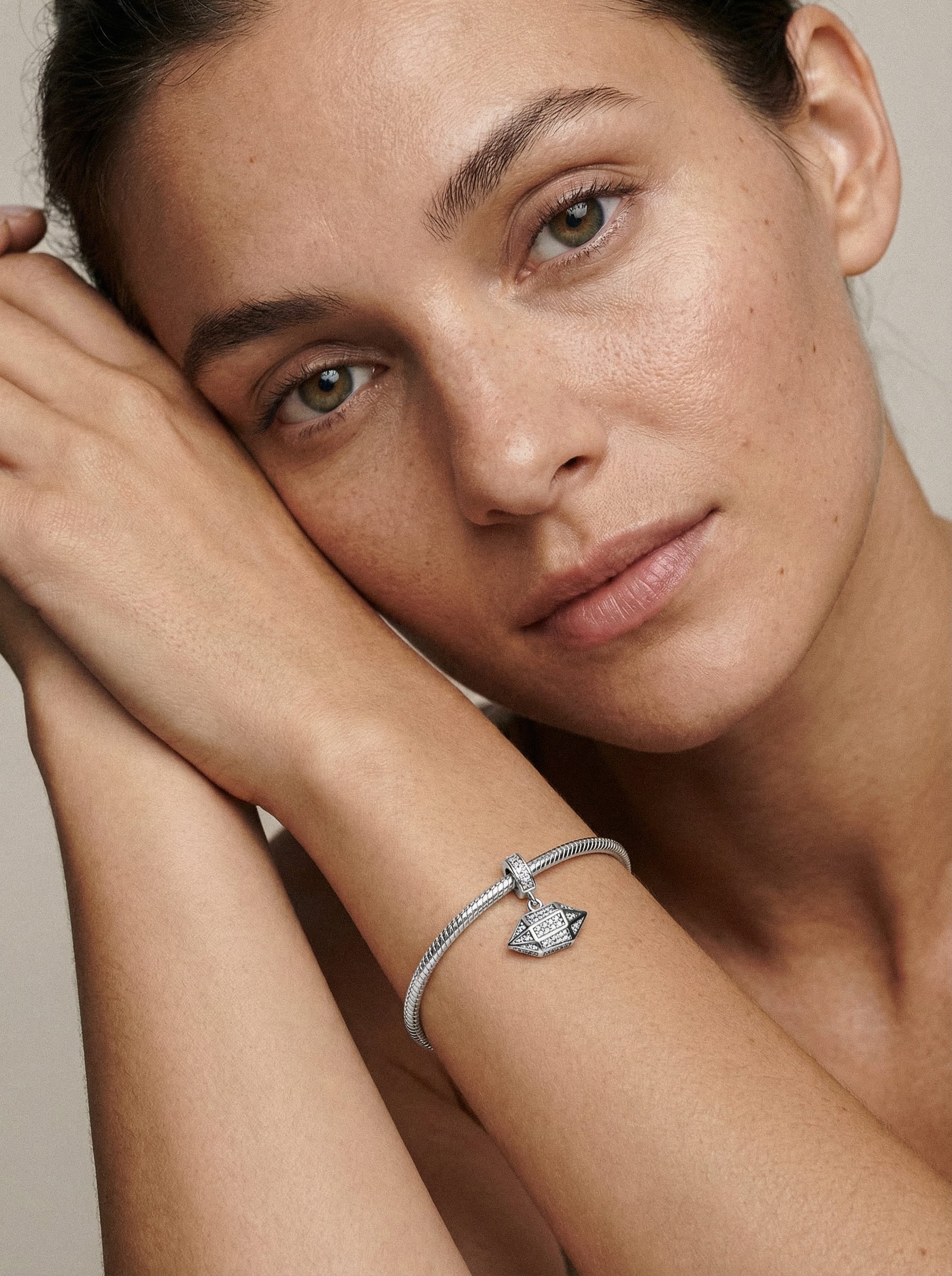 Luna + Infinity Charm Couple Zaman Kapsülü Kişi/2279 - Text To Next